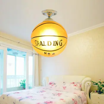 Modern tavan lambası basit cam LED çocuk basketbol yatak odası oturma odası aydınlatma armatürü dekorasyon yuvarlak çocuk kapalı ışık